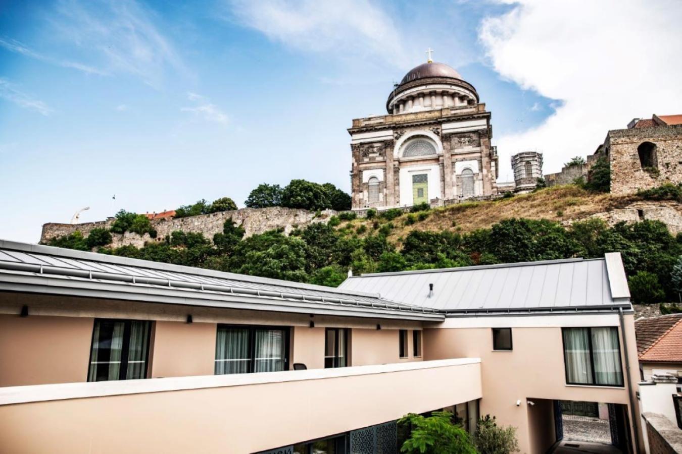Villa Gran Esztergom Exteriör bild