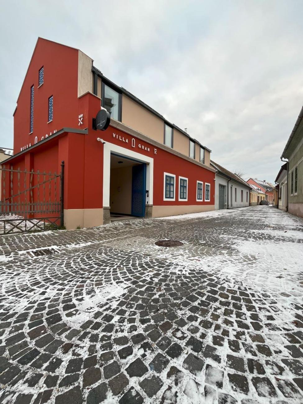 Villa Gran Esztergom Exteriör bild
