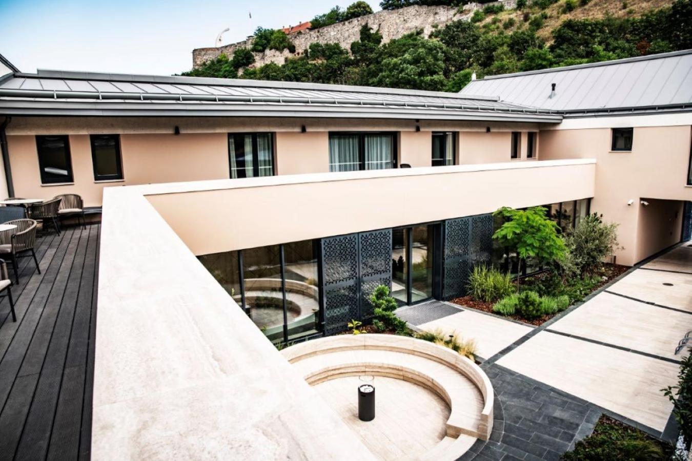 Villa Gran Esztergom Exteriör bild
